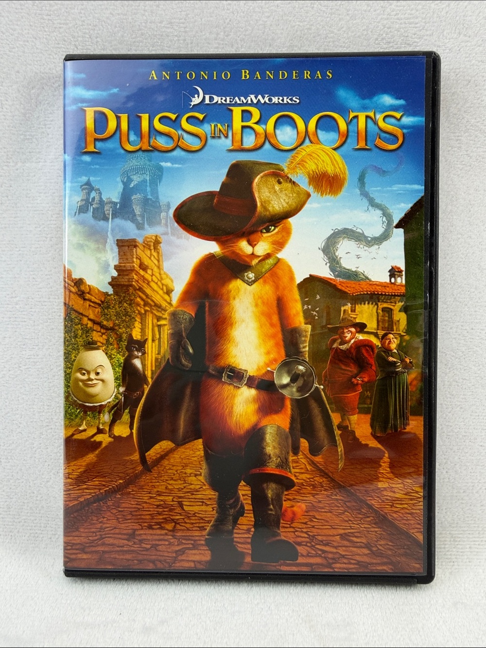 DreamWorks Puss in Boots BUNDLE 3/$15